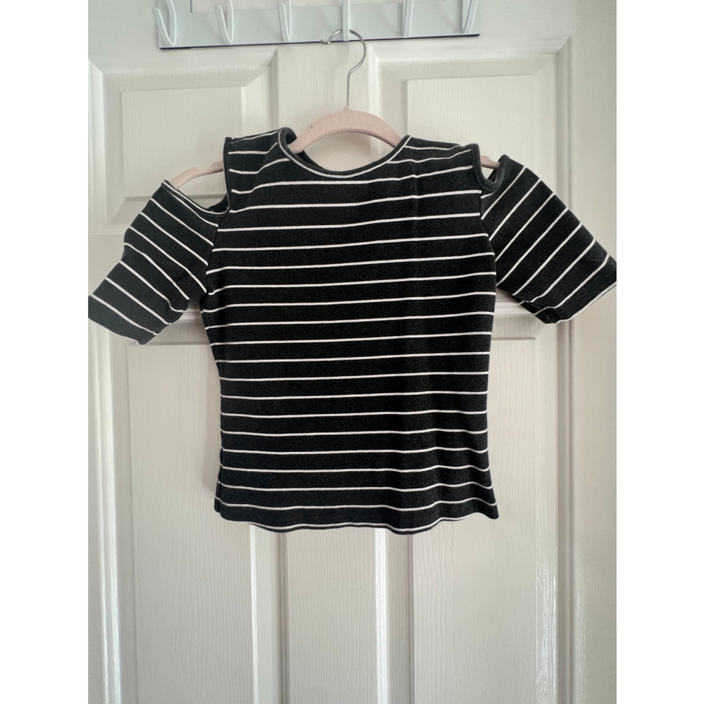 NICHII Grey White Striped Crop Top with Shoulder Cutouts Small